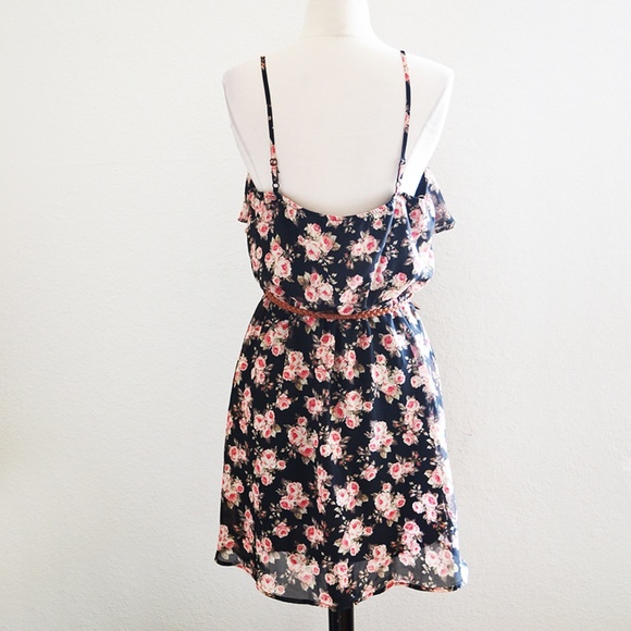 Black Floral Ruffle Dress with Belt Size Large - Picture 4 of 5